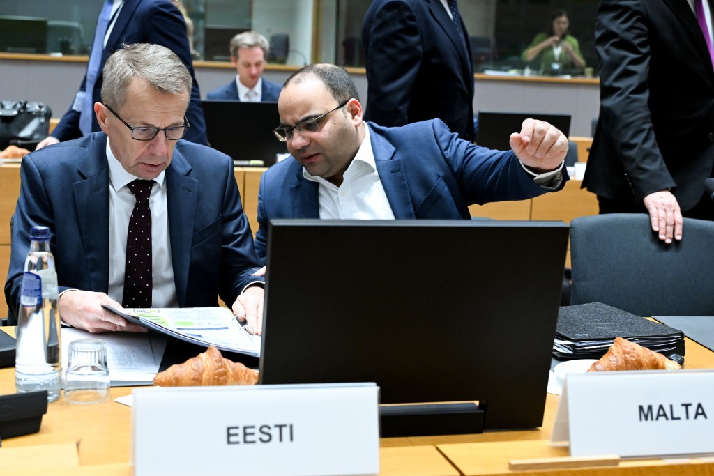 Ecofin.jpg